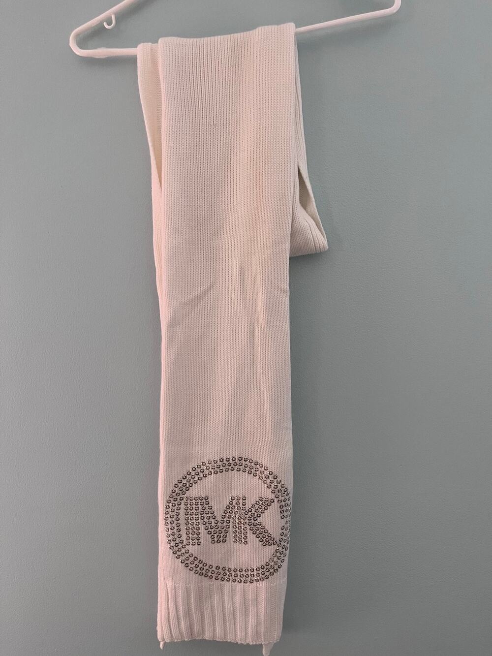 Michea Kors White Wrap Scarf